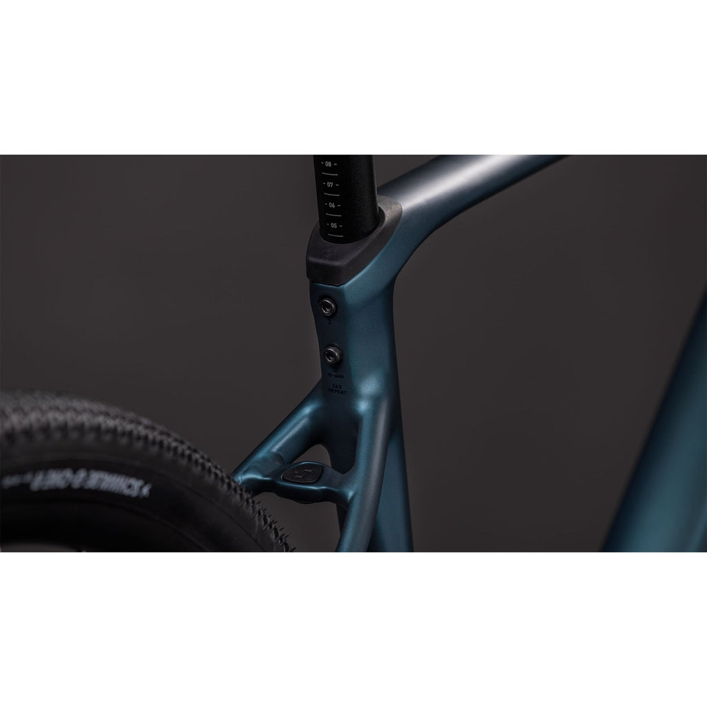 CUBE NUROAD Race - Gravel Bike - 2026 - royalgreen / black
