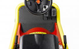 Outils Wolf A80 K3 – Compact ride-on mower with grass collector